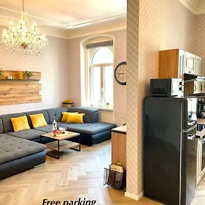 Nicol Apartment Karlsbad